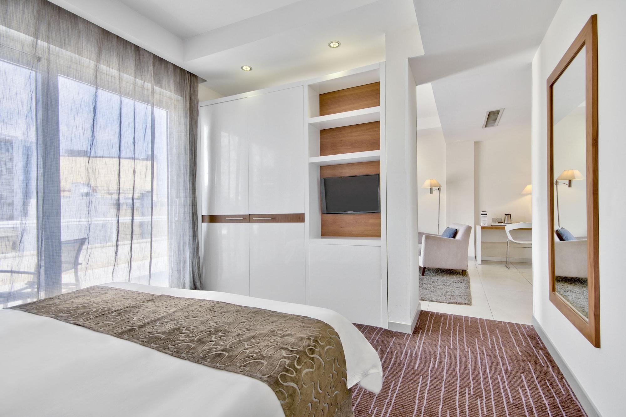The George, Urban Boutique Hotel Saint Julian's Exterior photo